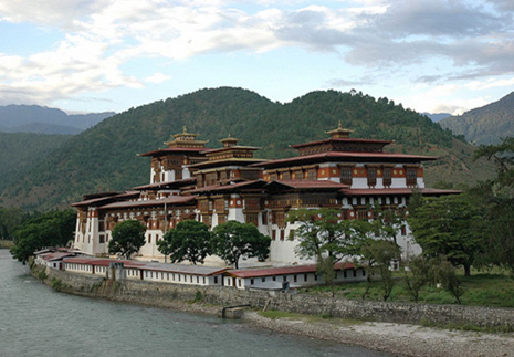 普纳卡堡（Punakha Dzong）